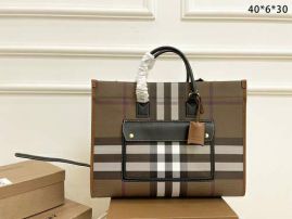 Picture of Burberry Lady Handbags _SKUfw131462618fw